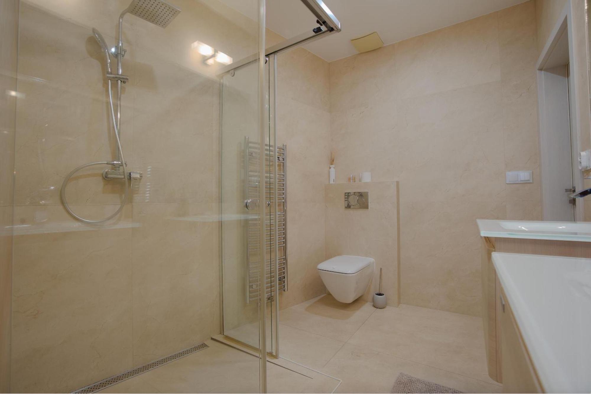 Apartament Luxusny Penthouse Nad Jazerami 230 M2, 3X Garaz, Wifi Senec Zewnętrze zdjęcie